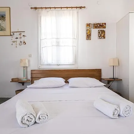 Traditional Art House In Lefkes By Mps - 1st Floor Appartamento